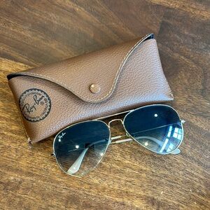 Ray-Ban Aviator Sunglasses with Case